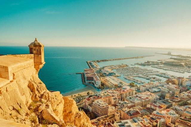 Examen CCSE y DELE en Alicante