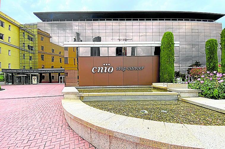 Investigación de la Policía Nacional: Solicitud de Documentación al CNIO por Irregularidades Sospechosas