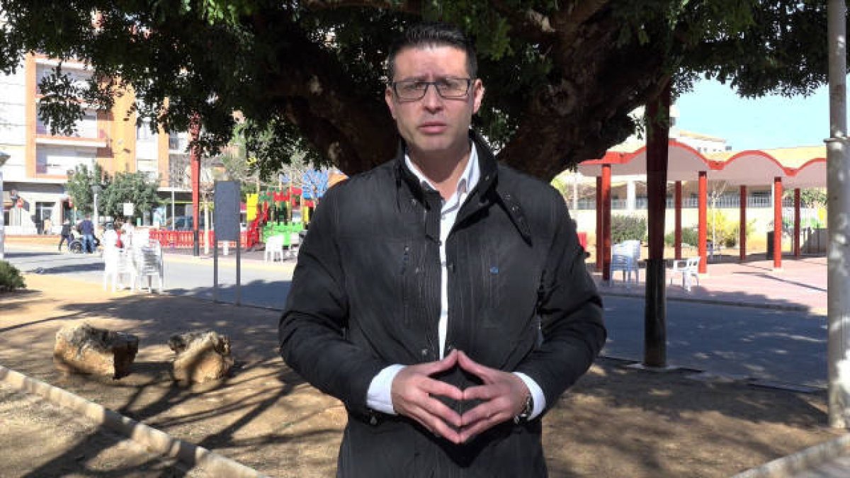 Morant advierte al PSOE de Almussafes tras la renuncia de Toni González: Ferraz aprueba la formación de una gestora