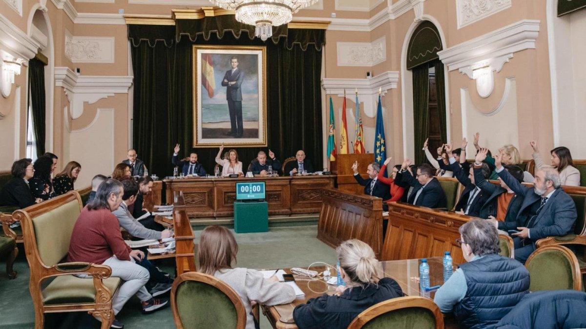 Castelló presenta presupuestos de 253 millones para 2026: reducción de impuestos y fomento de la vivienda