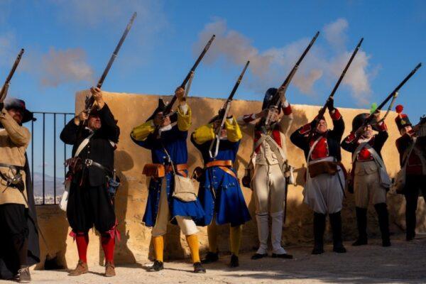 Revive la Reconquista en el Castillo de Alicante con el espectáculo "Santa Bárbara bajo dos banderas"