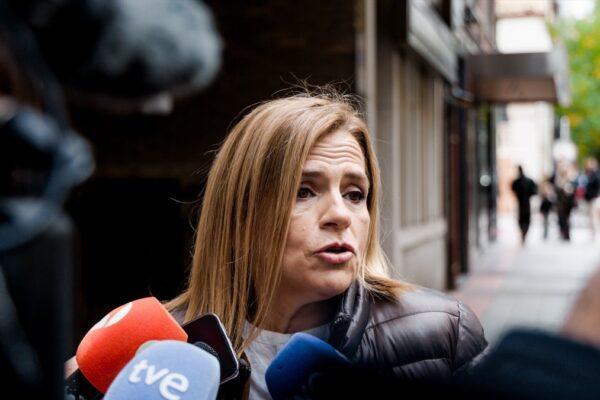 Bernabé se Mantiene en Silencio Frente a las Denuncias de Acoso Sexual en el PSOE: "Vamos a Esperar"