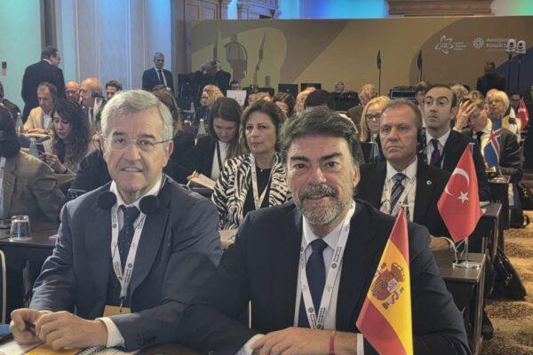 Barcala destaca como portavoz de Asuntos Globales en la cumbre del Consejo de Municipios y Regiones de Europa