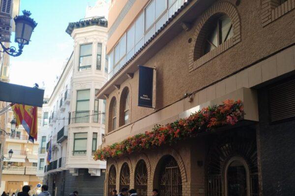 Alicante honra al destacado restaurador Vicente Castelló con una nueva calle en su nombre