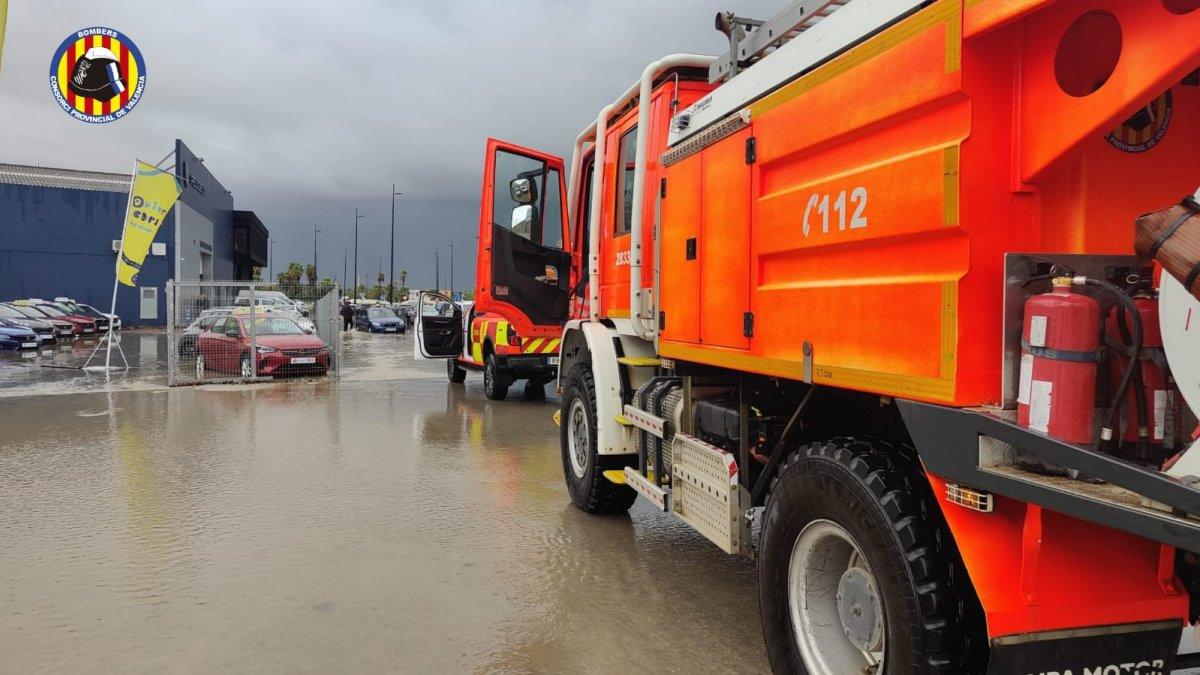 Consorcio de Bomberos de Valencia Aumenta a 250 Efectivos para Afrontar las Fuertes Lluvias