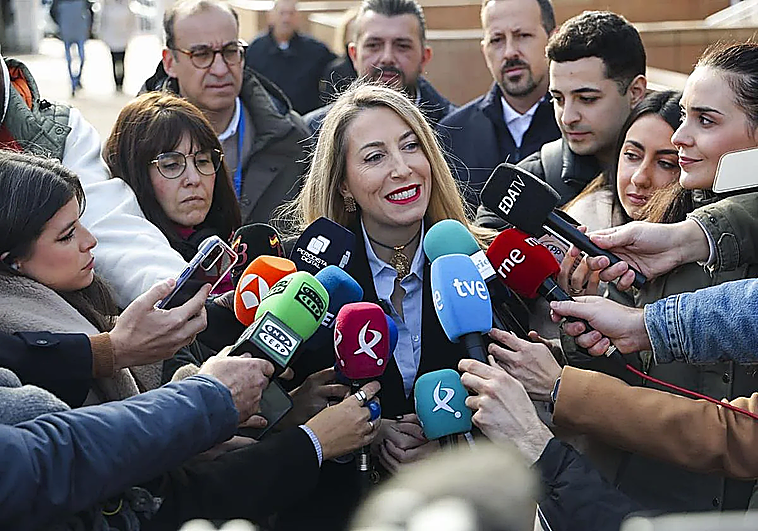Guardiola sugiere un gobierno del PP en solitario en Extremadura y solicita la abstención de Vox