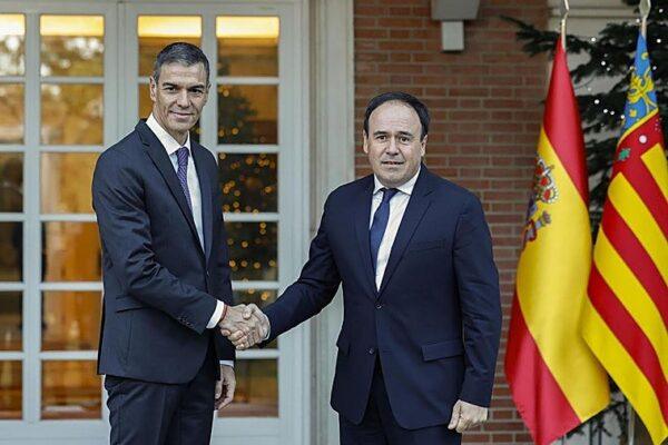 Pérez Llorca presenta a Sánchez un plan de cien medidas clave para impulsar la Comunitat