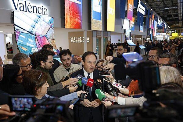 Pérez Llorca advierte: "La inestabilidad en el sector ferroviario español genera preocupación"