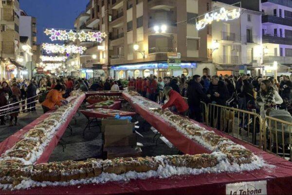Utiel se alista para disfrutar de un Roscón gigante de 60 metros en la víspera de Reyes