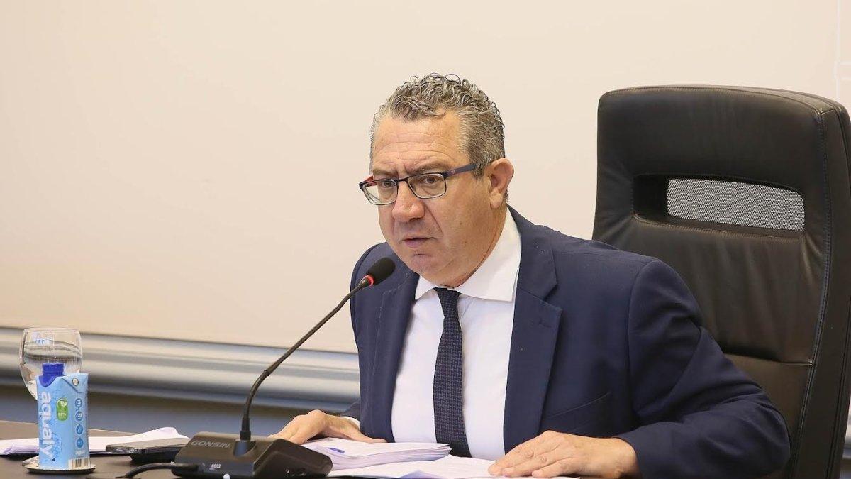 Pérez dispuesto a acudir al Gobierno o Europa para financiar 283 millones de Serra Gelada