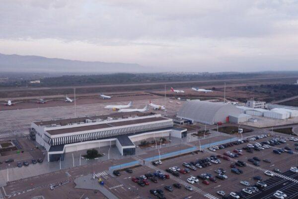 Pérez Llorca responde contundentemente a los ataques del Gobierno de Sánchez sobre el aeropuerto de Castellón