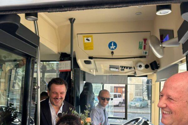Elche 2025: 15.3 Millones de Pasajeros Utilizan el Transporte Urbano en Autobús