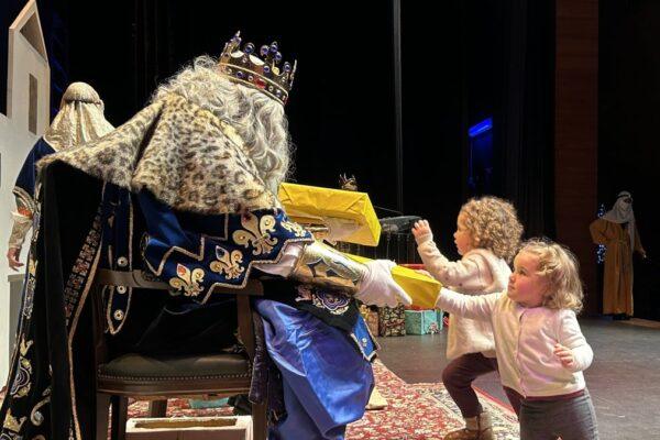 Los Reyes Magos deslumbran en l'Auditori de La Nucía: Un espectáculo inolvidable