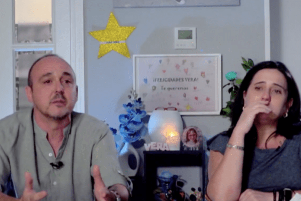 Padres de la niña fallecida en hinchable de Mislata hablan y cuestionan a Bielsa en impactante entrevista