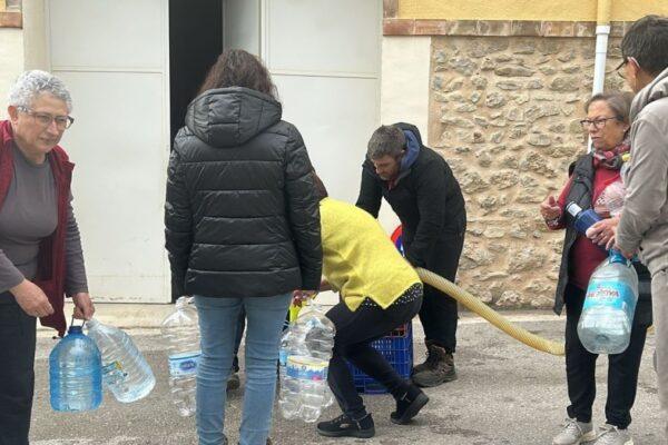 Crisis de Agua en la Vall de Laguar: Camiones Cisterna para Suministro Potable Tras Dos Semanas de Sequía