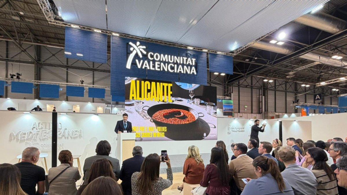 Alicante Destaca en Fitur: Éxito Económico y Estrategias para un Turismo de Alta Calidad