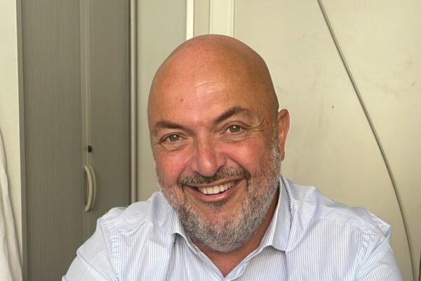 Nacho Cotino: Director de À Punt Radio y su Impacto en el Periodismo Actual