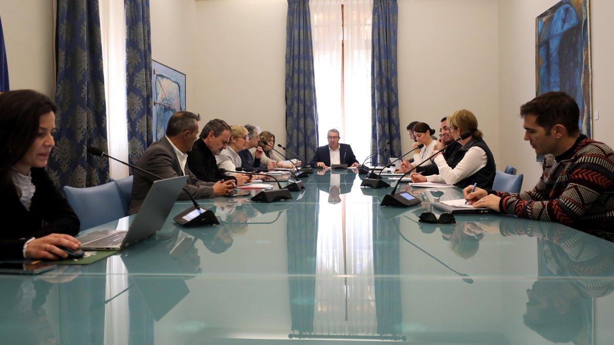 Costa Blanca se Consolida como Destino Líder en Fitur y su Estrategia Turística