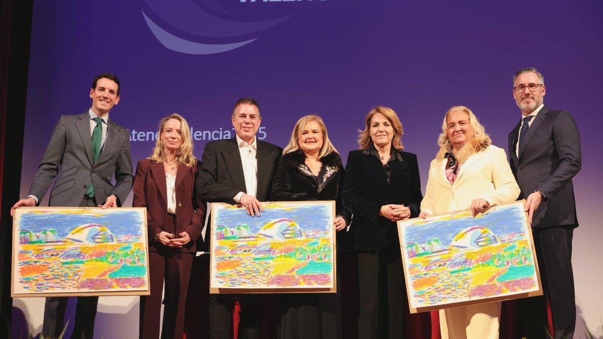 Hannibal Laguna Agradece el Reconocimiento a los Artesanos de la Moda y Textil en la Comunidad Valenciana