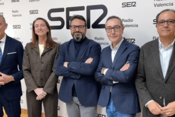 Cuatro Candidatos Compiten por la Dirección de la Universitat de València: Propuestas de los Aspirantes a Rector