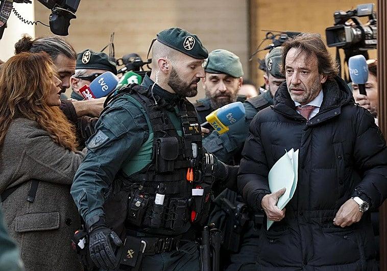 Pradas confronta al número 2 de Mazón: "Si hubiera sabido que el presidente estaba en El Ventorro, lo habría llamado más veces"