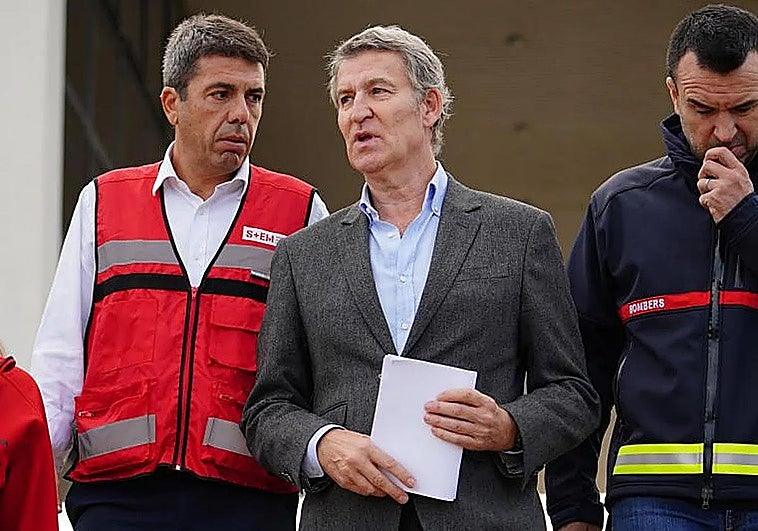 Feijóo envía un mensaje a Mazón por WhatsApp en plena crisis de la dana: "Lidera informativamente"