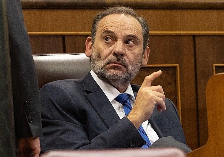 José Luis Ábalos Contrata a Su Tercer Abogado en el Caso Koldo: Últimas Novedades Jurídicas