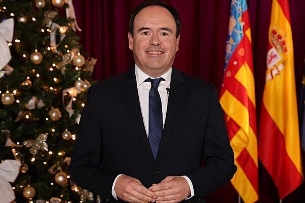 Pérez Llorca destaca la importancia del diálogo y el consenso en su discurso de fin de año