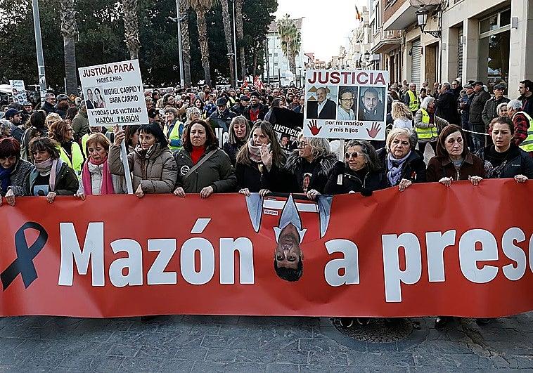 Protesta en Valencia: 15 meses después de la DANA, ciudadanos exigen respuestas en la zona cero