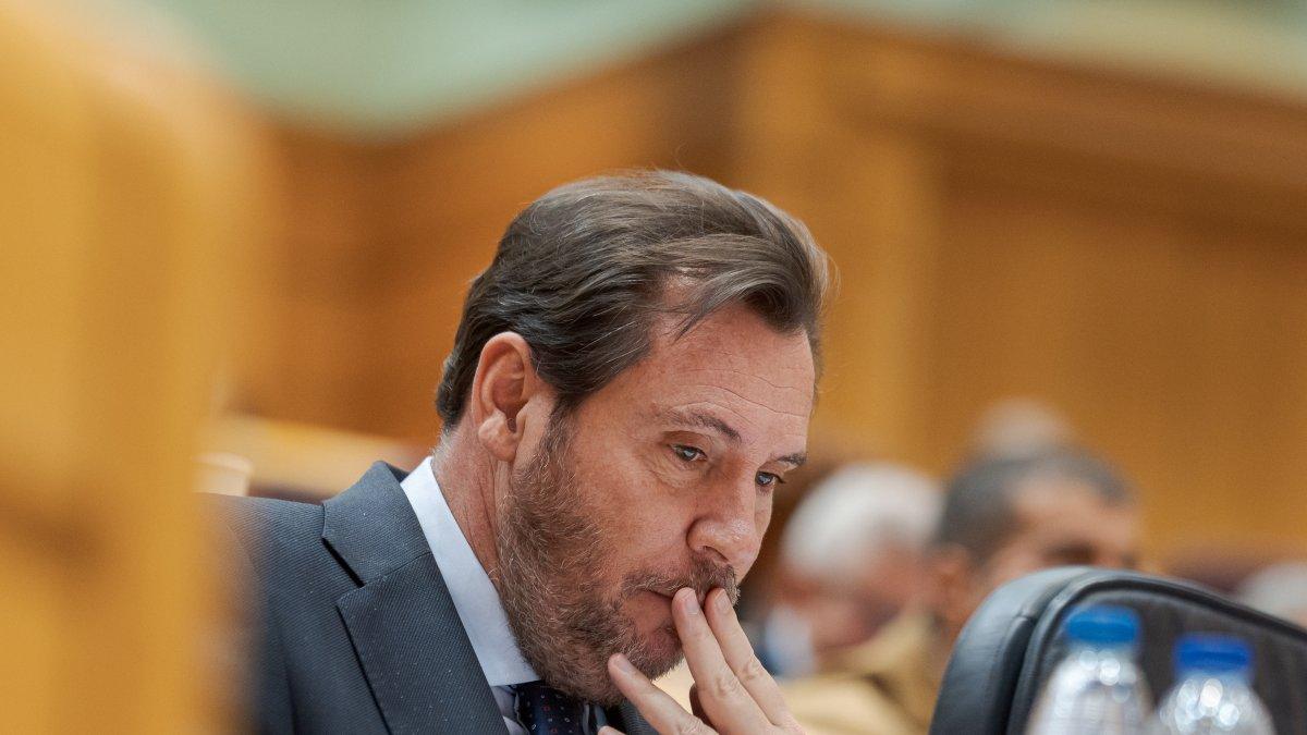 Óscar Puente fue criticado por no avisar a tiempo sobre la inundación en la A 3, que dejó víctimas fatales