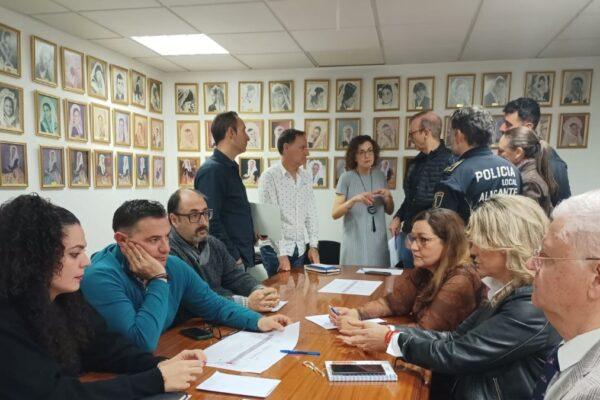 Gala de Candidatas a Bellea en la Rambla Méndez Núñez: Acuerdo entre Ayuntamiento y Fogueres