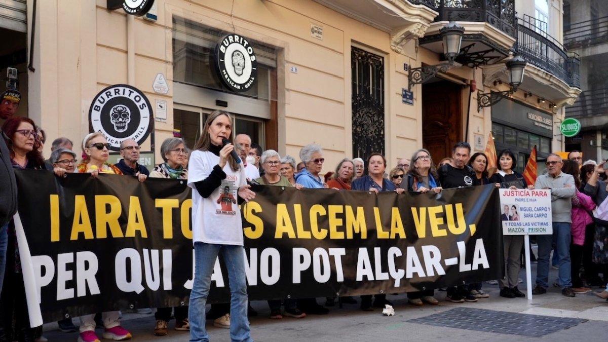 Víctimas alzan la voz: fecha confirmada para el testimonio de asociaciones en Les Corts