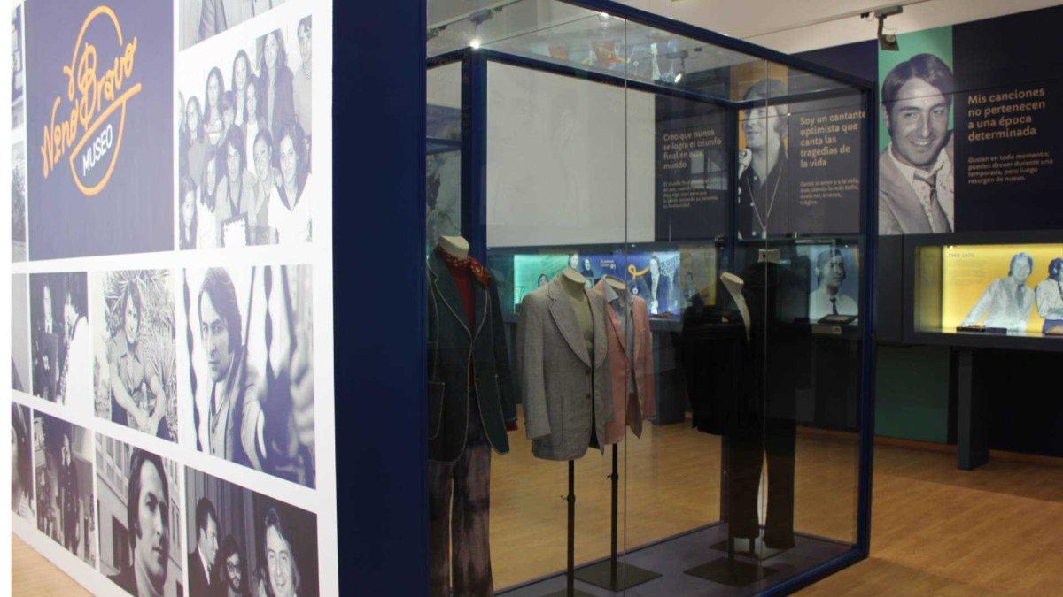 La familia de Nino Bravo solicita el cierre de su museo por abandono, mientras Valencia se ofrece a reubicarlo