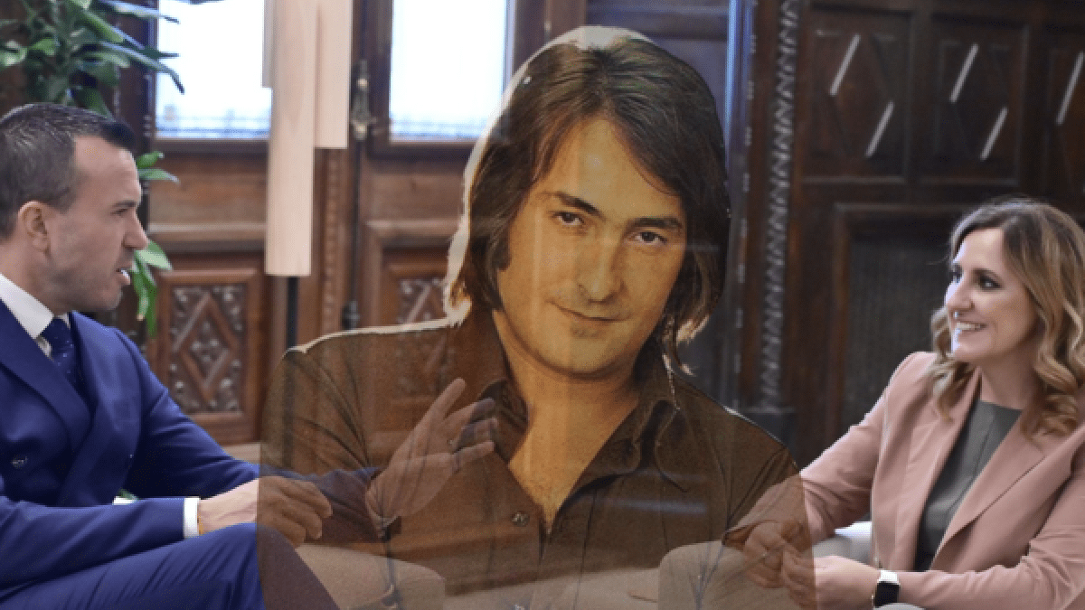 Mompó Desmiente Rivalidad con Catalá por Nino Bravo y Aboga por Mantener el Museo en Aielo