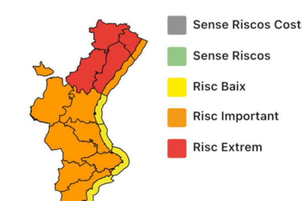 Castellón en alerta roja: Rachas de viento de hasta 140 km/h desde la madrugada según la Generalitat