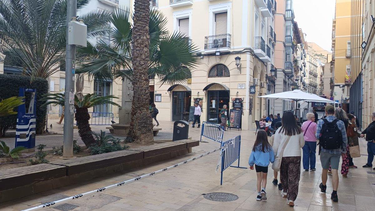 Carnaval de Alicante: Pregón y Verbena Suspendidos por el Viento ¡Descubre lo que Sucedió!
