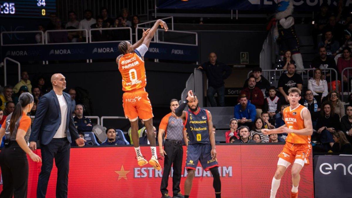 Valencia Basket arrasa en Andorra con un contundente 75 107 y se prepara para la Copa