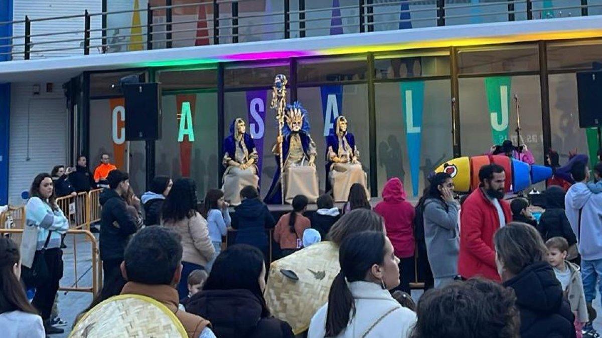 Carnestoltes 2026 en El Grao: Un Festival Inolvidable a Pesar del Temporal y la Sardina Accidentada