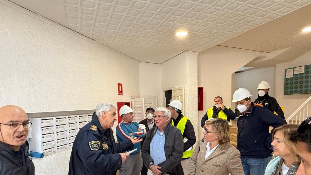 Xàbia: Vecinos Regresan a Casa Tras Incendio, Excepción Para Afectados de la Planta Inferior