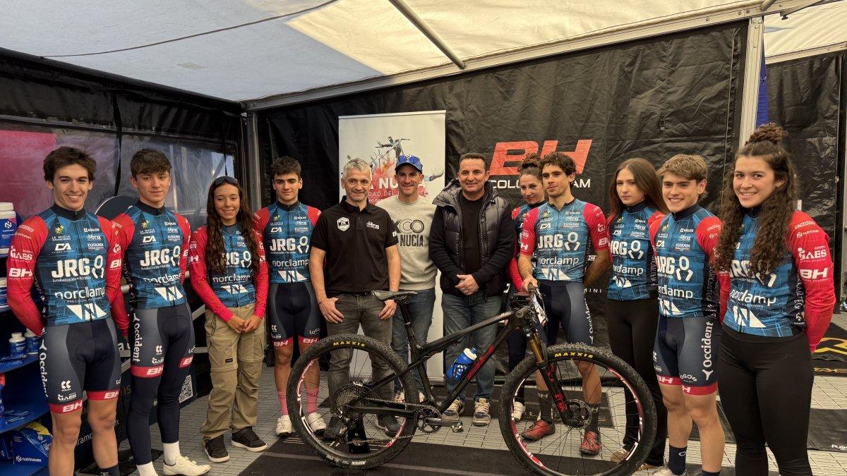 Descubre el Semillero de Campeones: Presentación del Equipo Sub 23 y Junior JRG Norclamp Coloma Academy en La Nucía