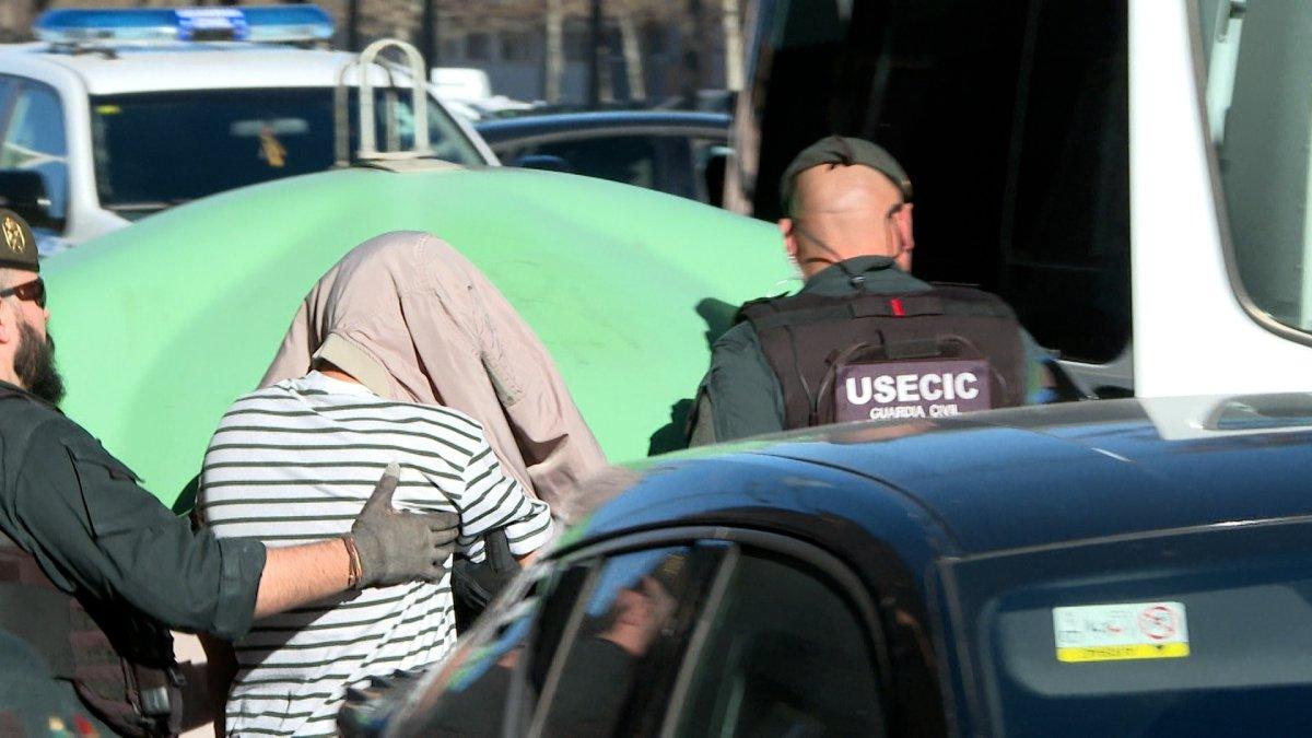 Presunto Asesino de Xilxes Enfrenta Gritos de "Asesino" en Su Barrio de Valencia
