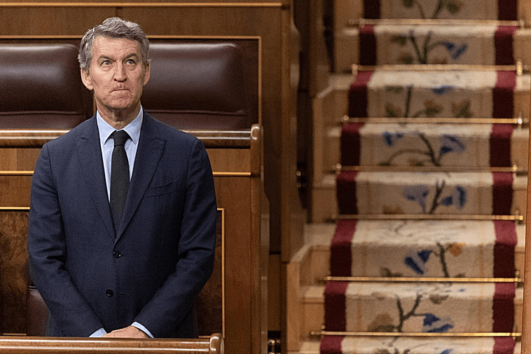 Feijóo Expresa su Descontento por Comparecer en la Comisión de la DANA Antes que Sánchez