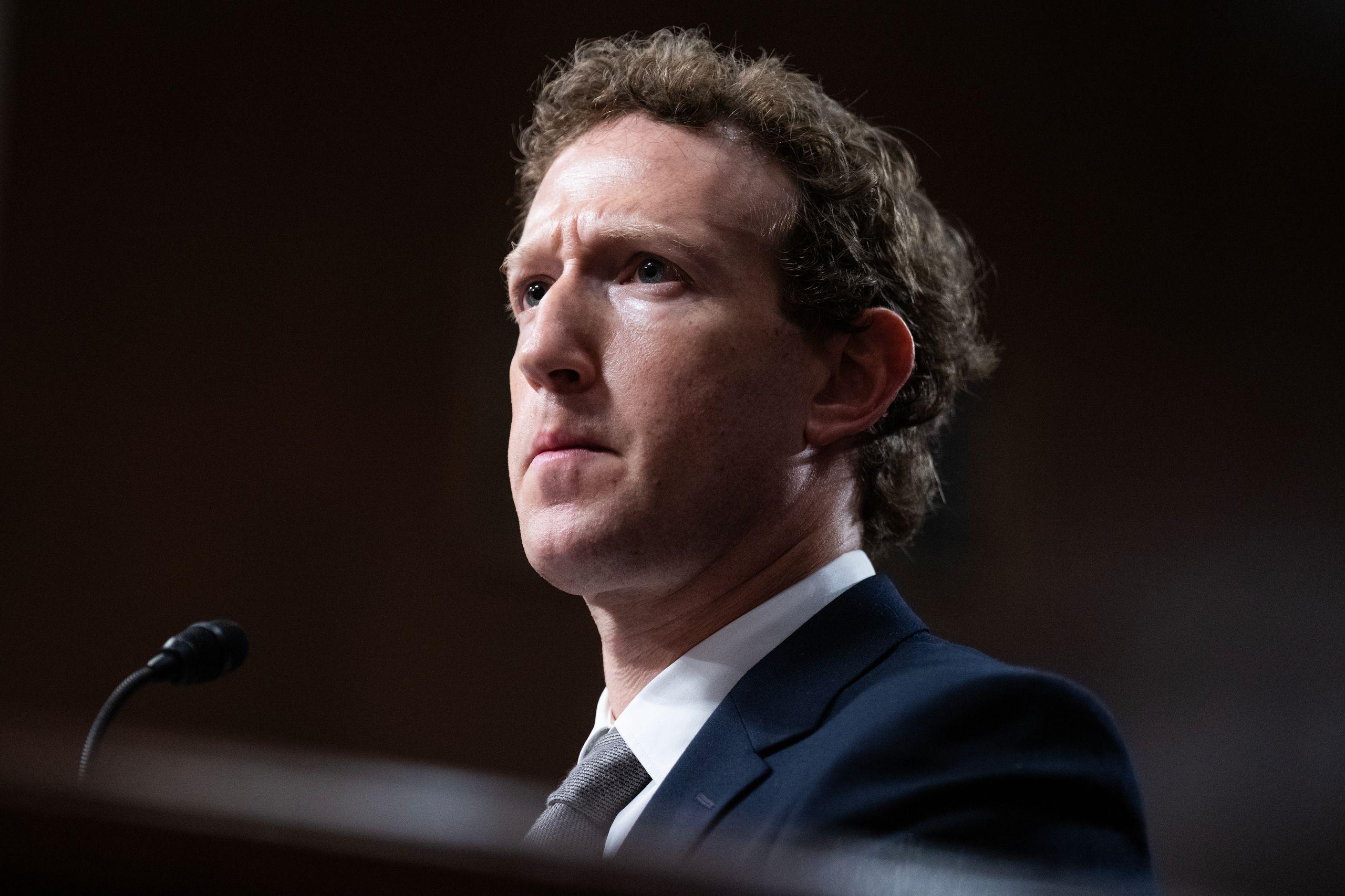 Zuckerberg Testifica en Juicio sobre la Adicción por Diseño de sus Redes Sociales