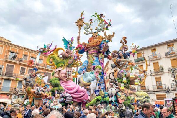 Xàtiva y València se Preparan para las Fallas 2026 con un Dispositivo de Seguridad Sin Precedentes