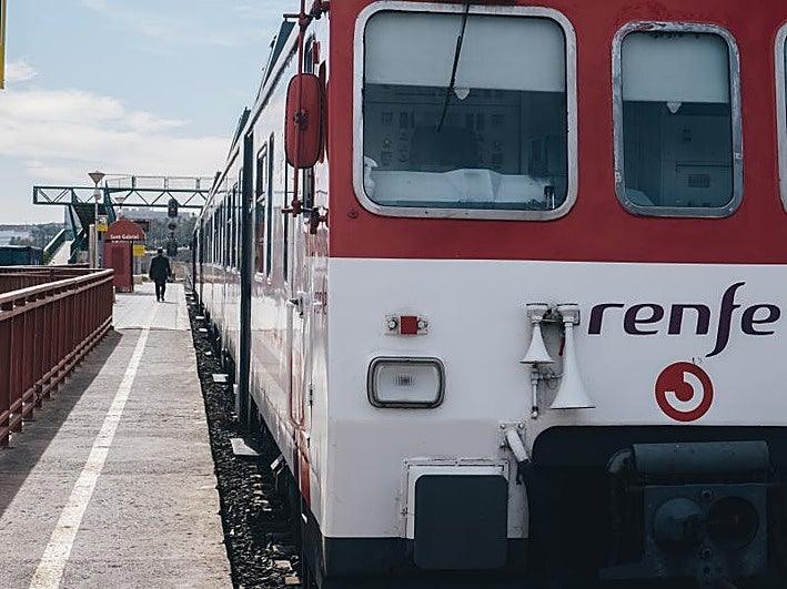Gobierno ejecuta solo el 39% del Plan de Cercanías: ¿Qué significa para el transporte regional?