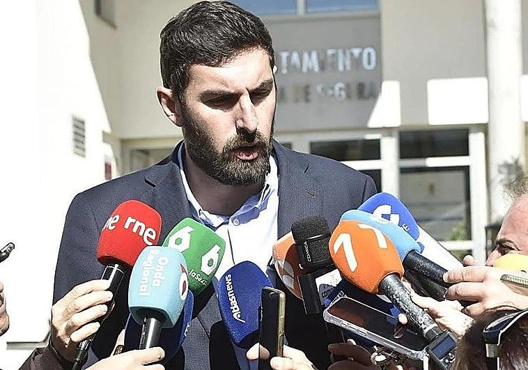 Antelo de Vox en Murcia reafirma su escaño y destaca que "lealtad no es sumisión" a Abascal