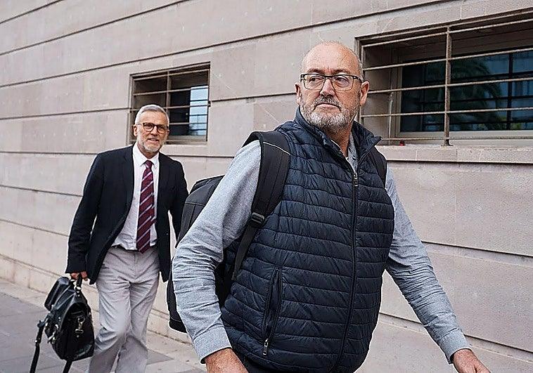 "Tito Berni: El Escándalo del Champán Dom Pérignon y Prostitutas en Su Red de Corrupción"