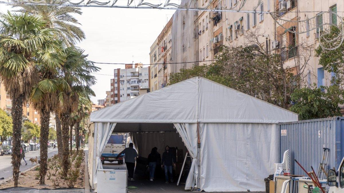Valencia aumentará las sanciones y retrasará la instalación de carpas en las Fallas