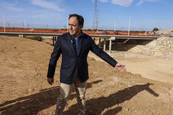 Pérez Llorca ofrece 6.000 euros por hectárea para compensar cultivos afectados por la dana