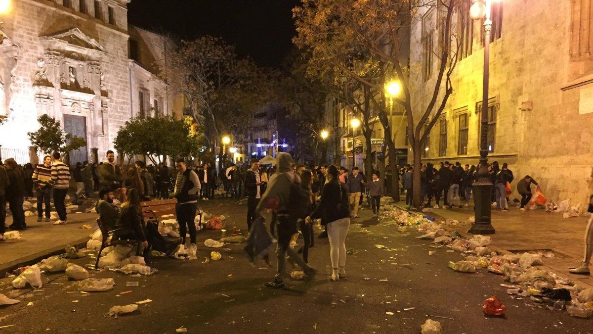 Valencia Aumenta un 65% su Presupuesto de Limpieza para las Fallas 2026: ¡Descubre las Mejores Medidas!